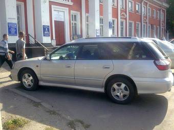 2000 Subaru Legacy Wagon Pictures