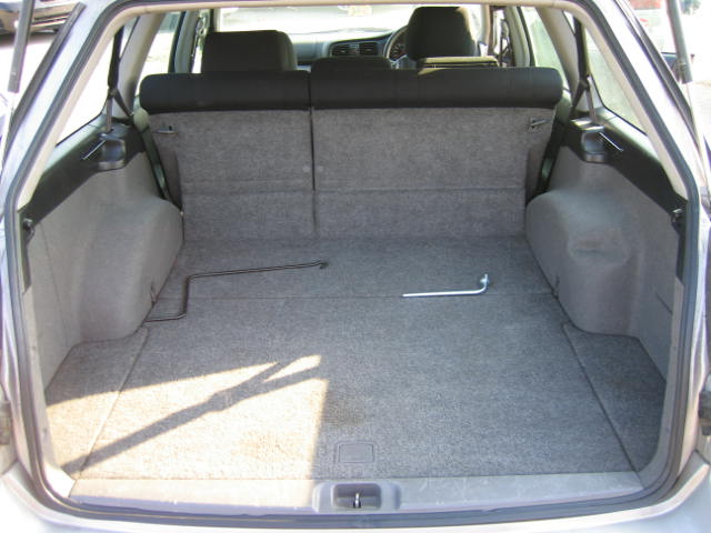 2001 Subaru Legacy Wagon Images