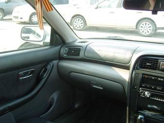 2001 Subaru Legacy Wagon Pictures