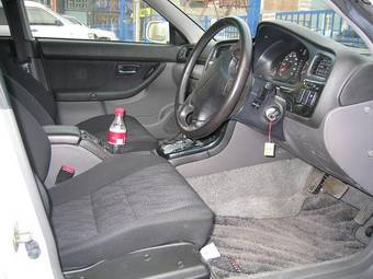 2001 Subaru Legacy Wagon Pictures