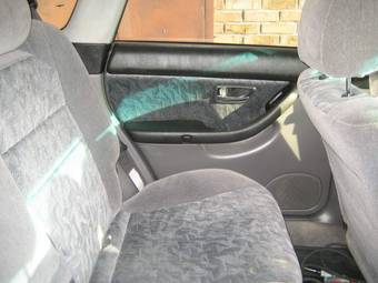 2001 Subaru Legacy Wagon Photos