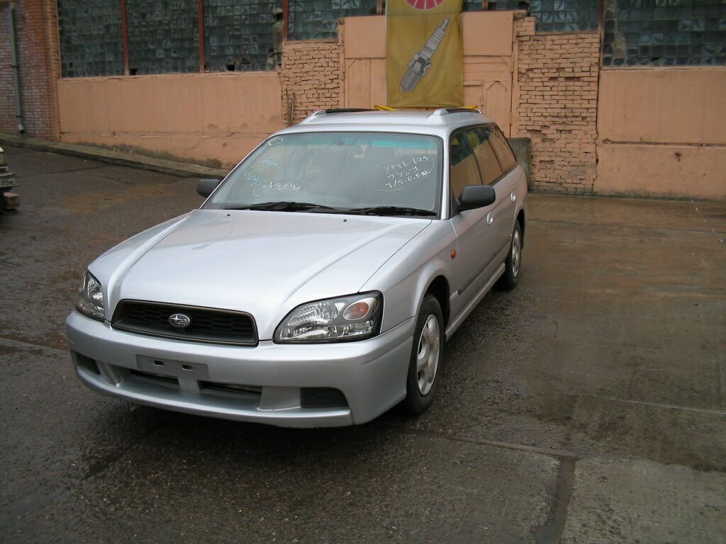 2002 Subaru Legacy Wagon Photos