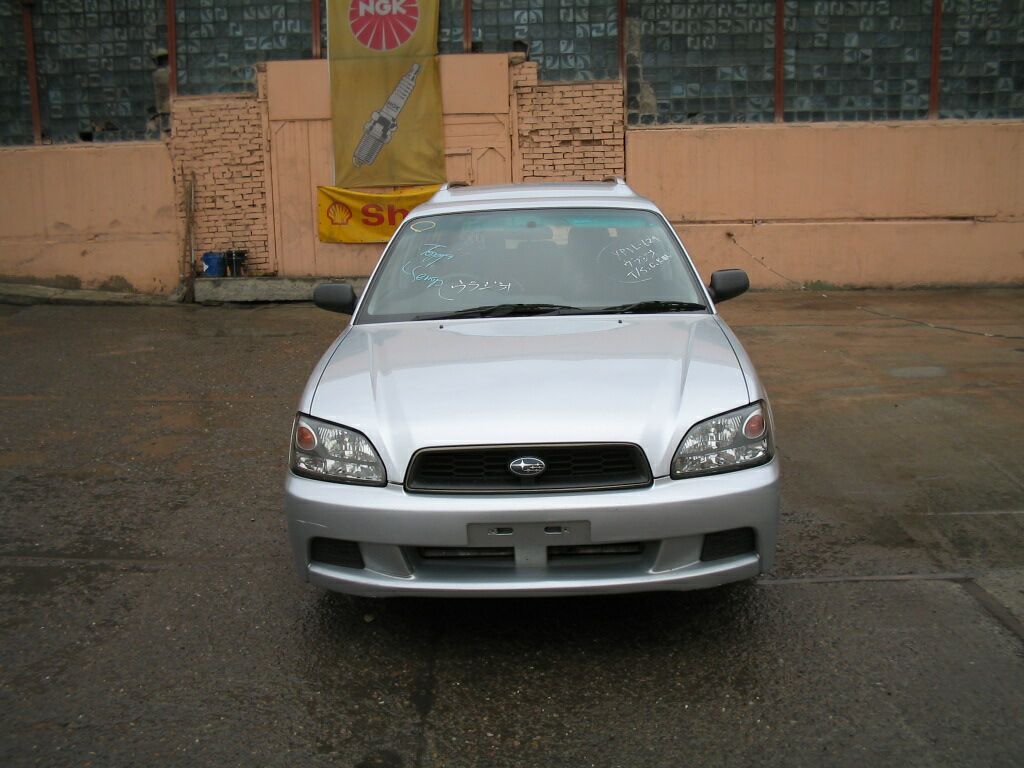 2002 Subaru Legacy Wagon Photos