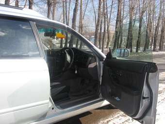 2002 Subaru Legacy Wagon Pictures