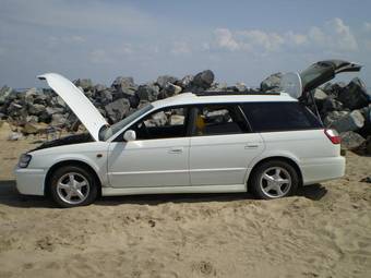 2002 Subaru Legacy Wagon Photos