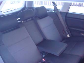 2002 Subaru Legacy Wagon Pictures