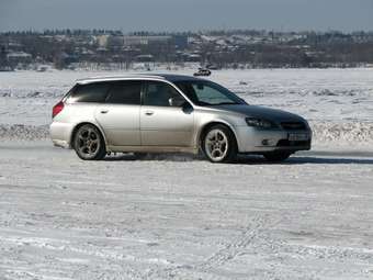 2003 Subaru Legacy Wagon Pics