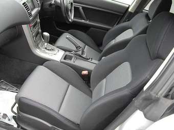 2003 Subaru Legacy Wagon Pictures