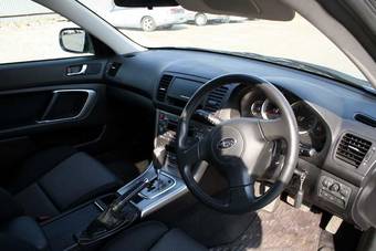 2003 Subaru Legacy Wagon Photos