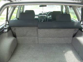 2003 Subaru Legacy Wagon Photos