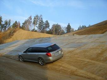 2003 Subaru Legacy Wagon Pictures