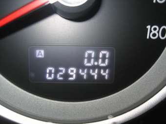 2004 Subaru Legacy Wagon Pictures