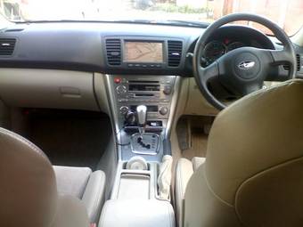 2004 Subaru Legacy Wagon Pictures