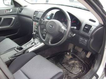 2004 Subaru Legacy Wagon Pictures