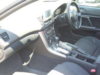 2004 Subaru Legacy Wagon Pictures