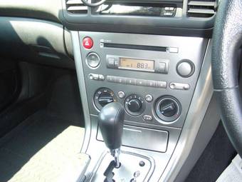 2004 Subaru Legacy Wagon Photos