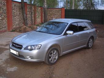 2004 Subaru Legacy Wagon Pictures