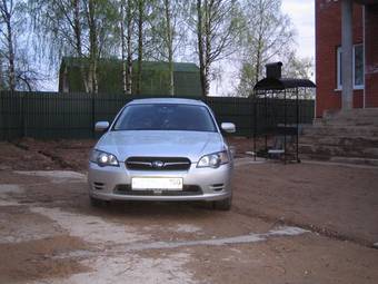 2004 Subaru Legacy Wagon Photos