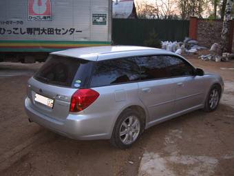 2004 Subaru Legacy Wagon Photos
