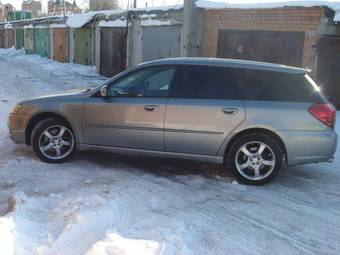 2004 Subaru Legacy Wagon Pictures
