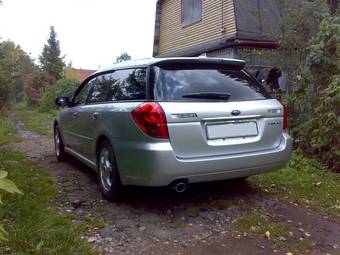 2004 Subaru Legacy Wagon Pictures