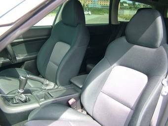 2004 Subaru Legacy Wagon Photos