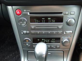 2004 Subaru Legacy Wagon Pictures