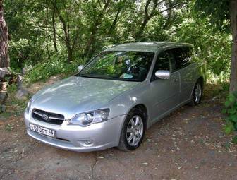 2004 Subaru Legacy Wagon Pictures