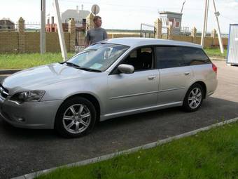 2004 Subaru Legacy Wagon Pictures