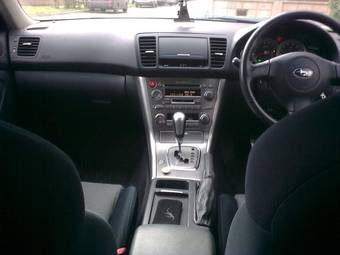 2004 Subaru Legacy Wagon Photos