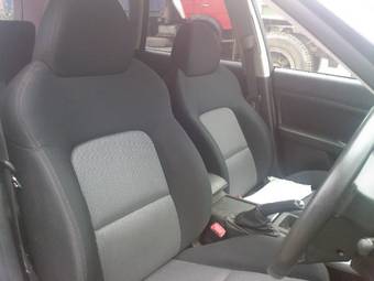 2004 Subaru Legacy Wagon Images