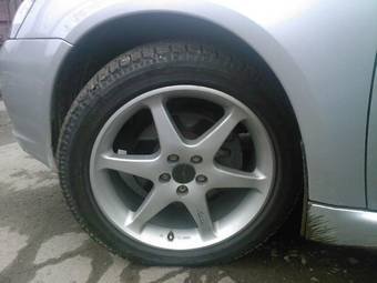 2004 Subaru Legacy Wagon Pictures