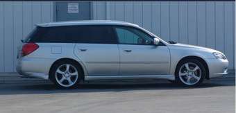 2005 Subaru Legacy Wagon Photos