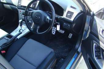 2005 Subaru Legacy Wagon Pictures
