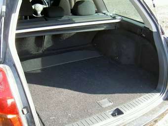 2005 Subaru Legacy Wagon Photos