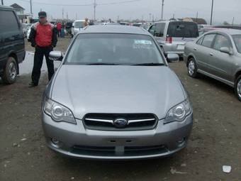2005 Subaru Legacy Wagon Pictures