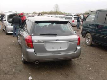 2005 Subaru Legacy Wagon Pictures