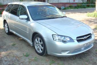 2005 Subaru Legacy Wagon Pictures