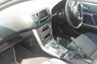 2005 Subaru Legacy Wagon Photos
