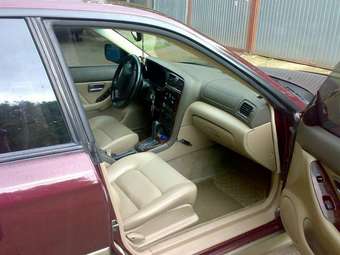 2000 Subaru Outback Images