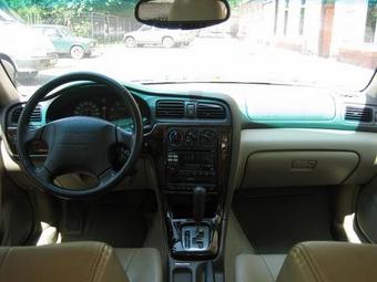 2001 Subaru Outback Photos