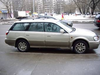 2001 Subaru Outback Pictures