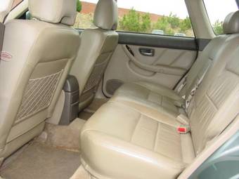 2001 Subaru Outback Photos