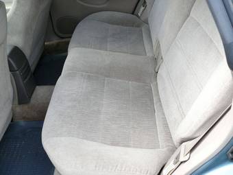 2001 Subaru Outback Photos