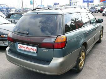 2001 Subaru Outback Photos
