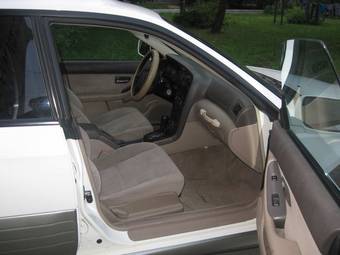 2001 Subaru Outback Wallpapers