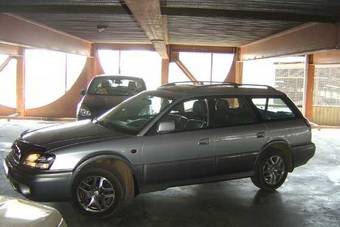 2002 Subaru Outback Pics