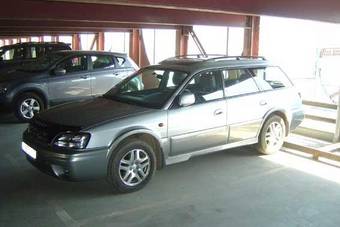 2002 Subaru Outback Pictures