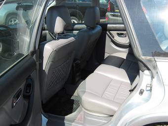 2002 Subaru Outback Images