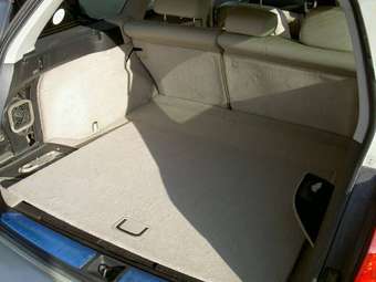 2003 Subaru Outback Pictures